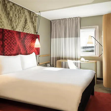 Ibis Paris Saint-denis Stade Sud מלון סן-דני