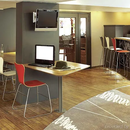 Ibis Paris Saint-denis Stade Sud מלון 3*