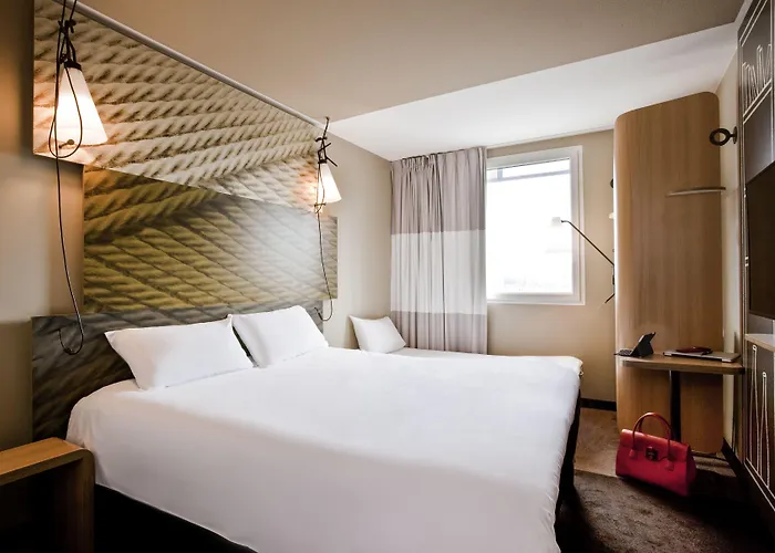 Ibis Paris Saint-denis Stade Sud سان دوني